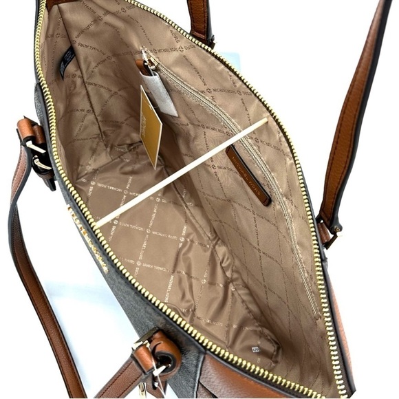 Michael Kors Large Charlotte Tote Bag & Large Double Zip Wallet Brown (NWT) - Picture 8 of 14